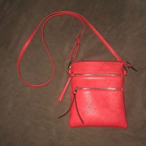 Crossbody purse